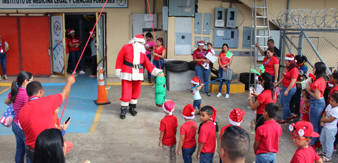 Agencia de Chiriquí, celebra con hijos de colaboradores