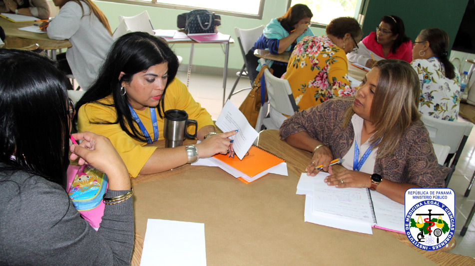 Capacitan a colaboradores en el buen uso del idioma español