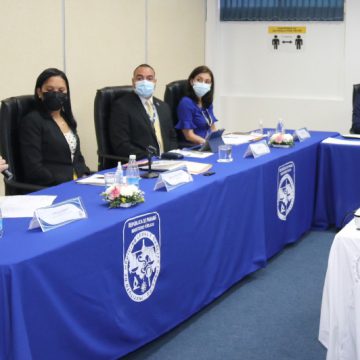 Junta Directiva del IMELCF entrevista aspirantes al cargo de Subdirector de Medicina Forense