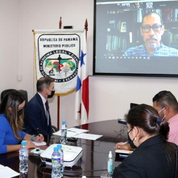 Director general del IMELCF se reúne con miembros de la firma Thomas Gordon Honeywell