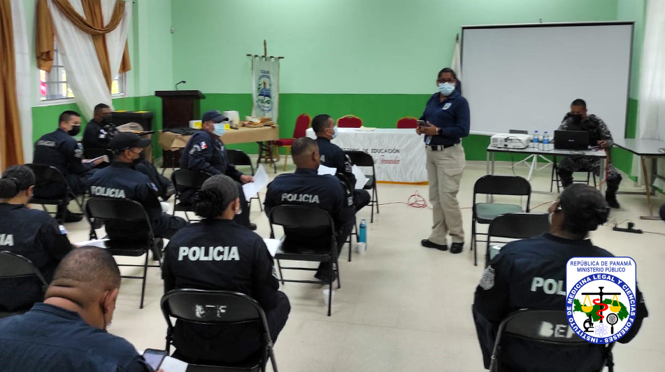 Peritos de la Agencia de Panamá Oeste instruyen a unidades policiales