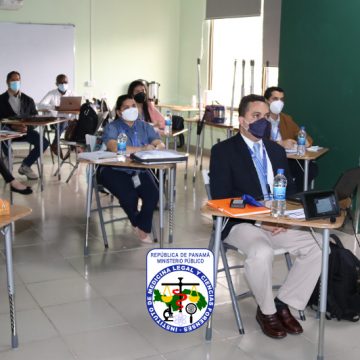 Inicia formación dictada por instructores nacionales e internacionales sobre prueba de ADN no humana (animal)