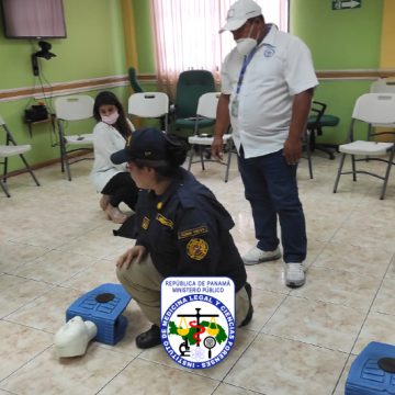 Peritos de la Agencia de Bocas del Toro asisten a curso de Primeros Auxilios