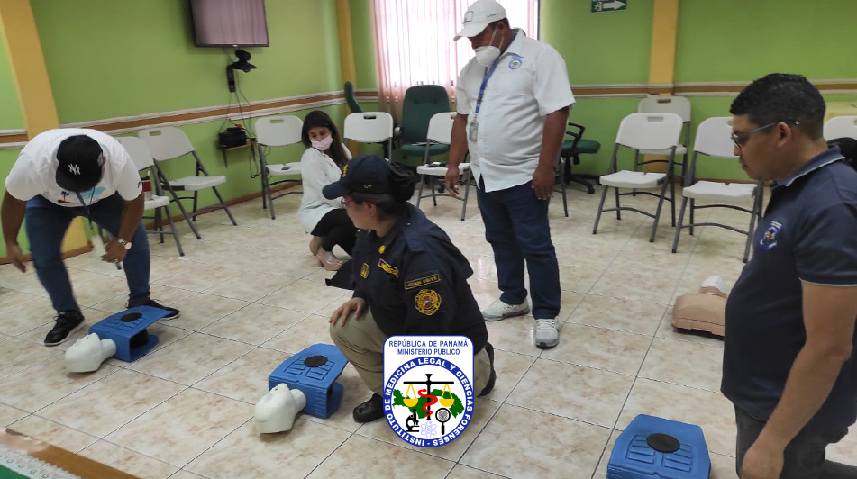 Peritos de la Agencia de Bocas del Toro asisten a curso de Primeros Auxilios