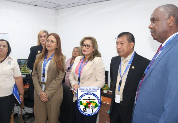 Director del IMELCF realiza recorrido en las agencias de Calidonia Director del IMELCF realiza recorrido en las agencias de Calidonia