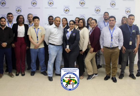 Colaboradores del IMELCF se capacitan en seguridad y salud ocupacional Colaboradores del IMELCF se capacitan en seguridad y salud ocupacional