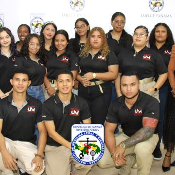 Peritos del IMELCF compartieron su experiencia con estudiantes de criminalística de la UMECIT Peritos del IMELCF compartieron su experiencia con estudiantes de criminalística de la UMECIT