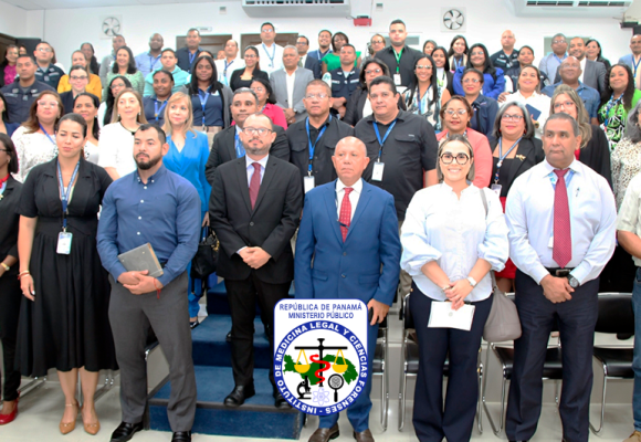 Funcionarios del IMELCF se capacitan en Ética y Aplicación del Código de Conducta