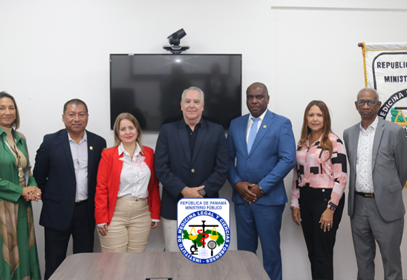 UNODC y el IMELCF estrechan lazo para implementar el programa SMART FORENSE en Panamá