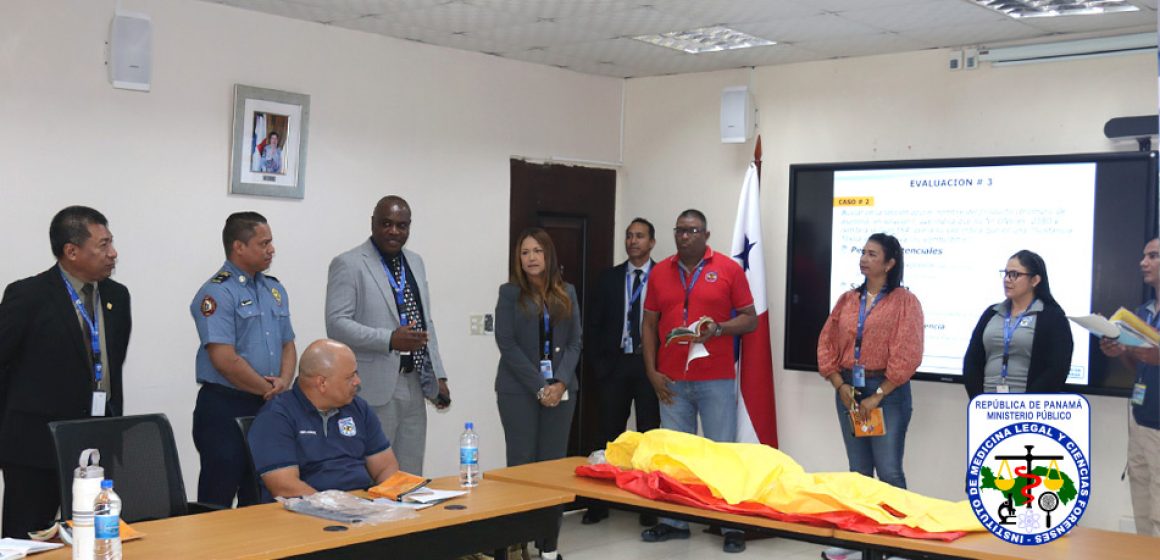 Conversatorio con miembros del Centro Nacional de Coordinación de Crisis del Consejo de Seguridad Nacional Conversatorio con miembros del Centro Nacional de Coordinación de Crisis del Consejo de Seguridad Nacional