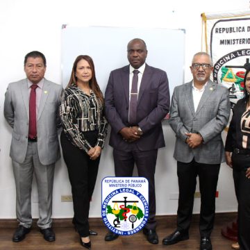 IMELCF y la UDI fortalecen vínculos para potenciar la docencia IMELCF y la UDI fortalecen vínculos para potenciar la docencia