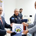 Peritos de Balística y Documentología Forense del IMELCF culminan pasantía en El Salvador