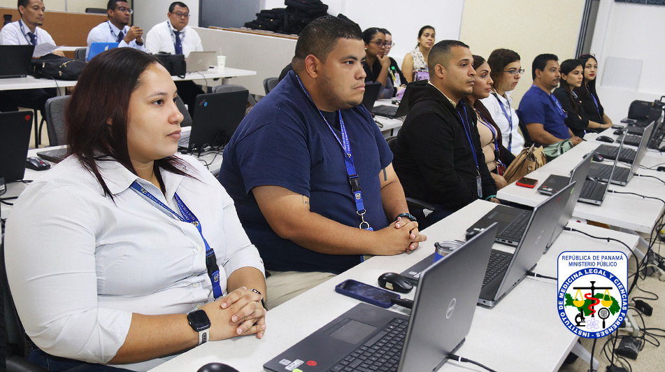 Peritos forenses fortalecen capacidades en análisis de datos