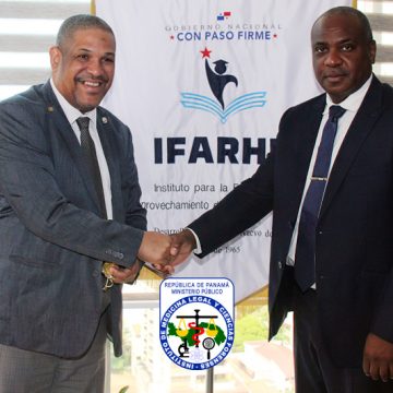 Directores del IMELCF e IFARHU sostienen reunión Directores del IMELCF e IFARHU sostienen reunión