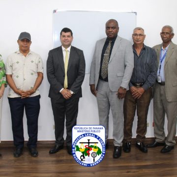 Director general se reúne con diputado de Panamá Este Director general se reúne con diputado de Panamá Este