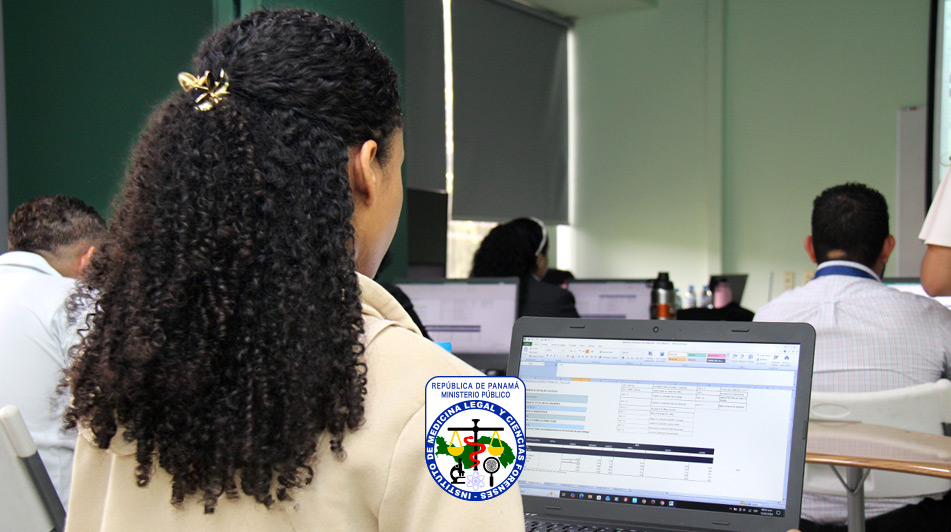 Personal se capacita en el uso de Excel intermedio Personal se capacita en el uso de Excel intermedio